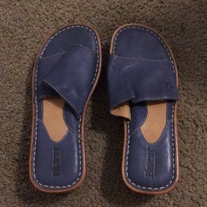 Born sandals